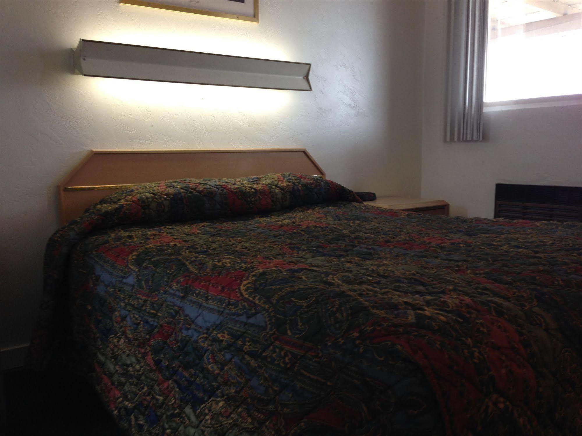 Hub Motel Редмонд Екстер'єр фото